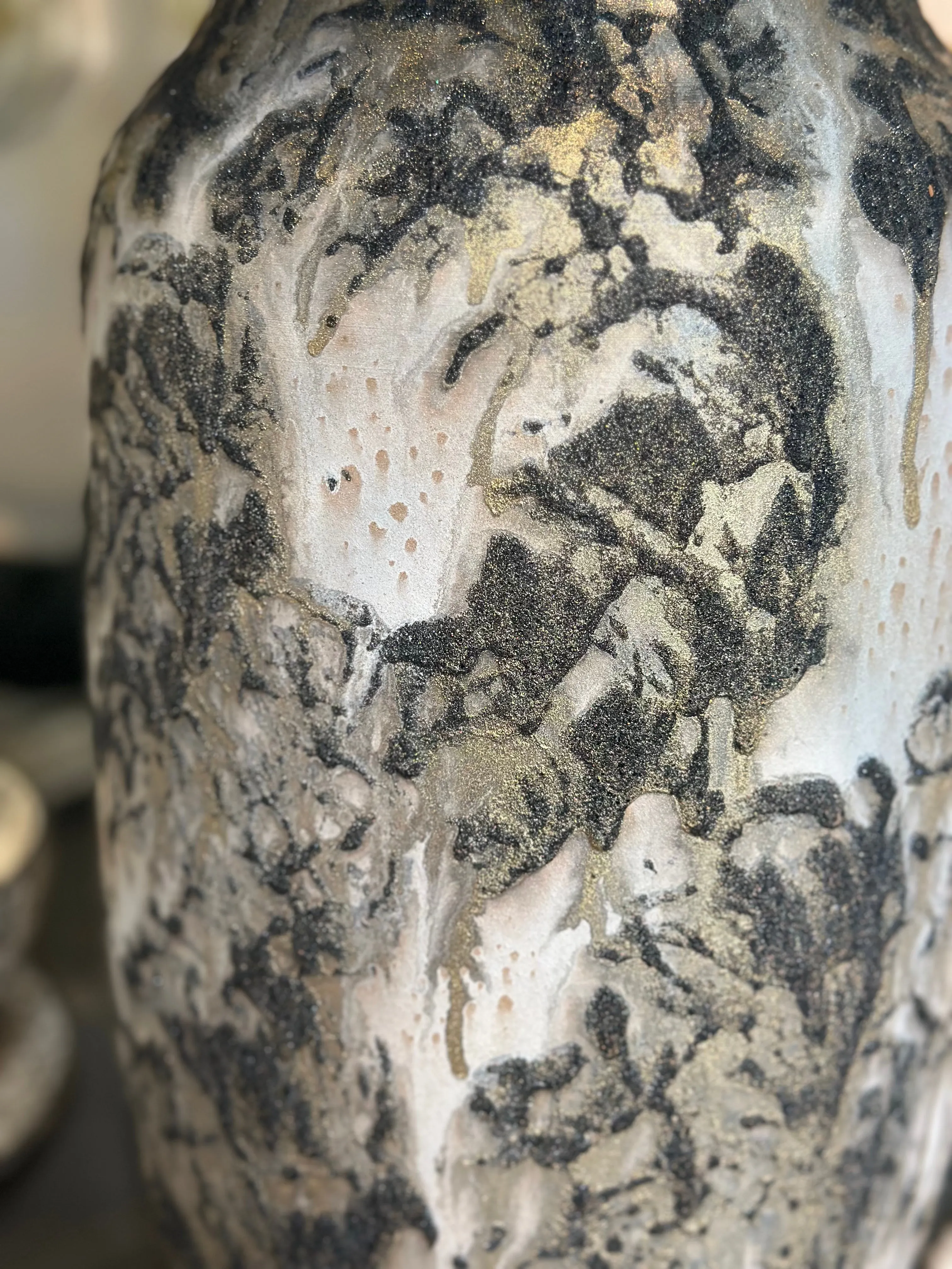 16" Dark Gold Jarra Vase