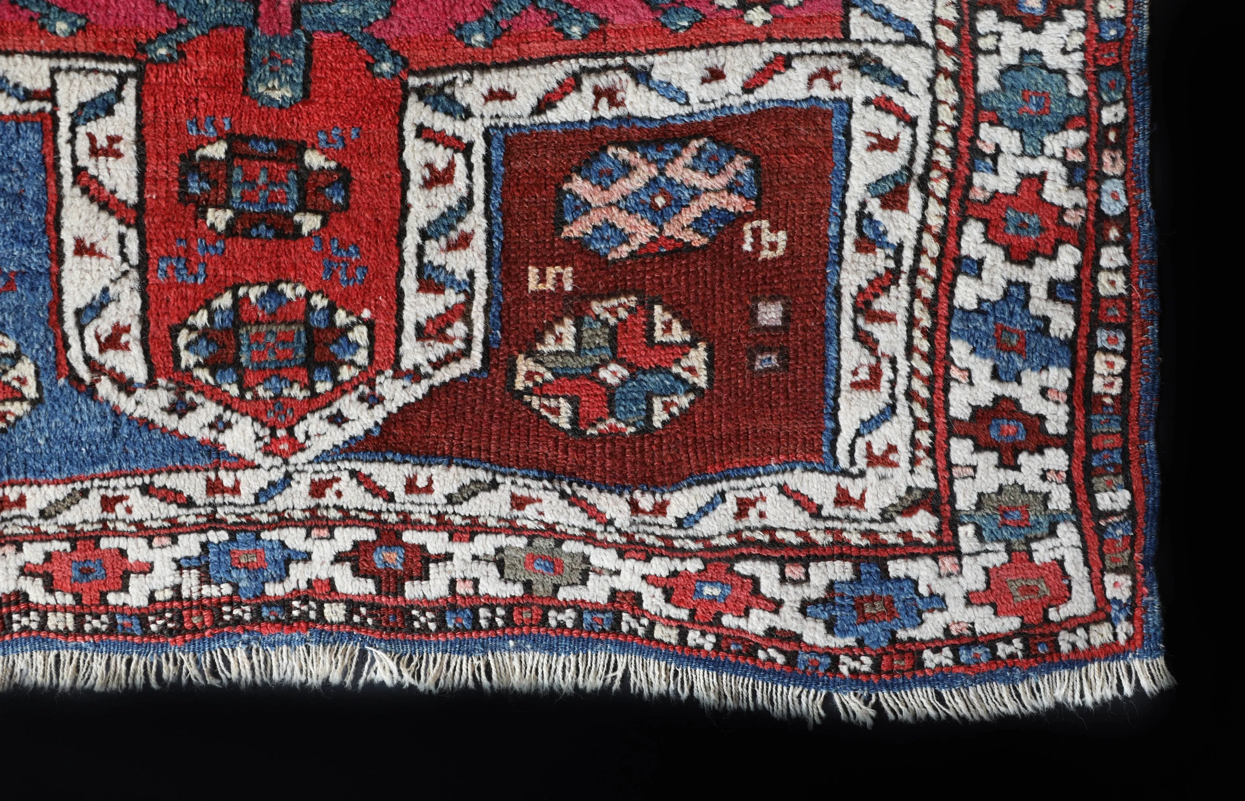 Antique Golmarmara Rug 3'8"x4'8"