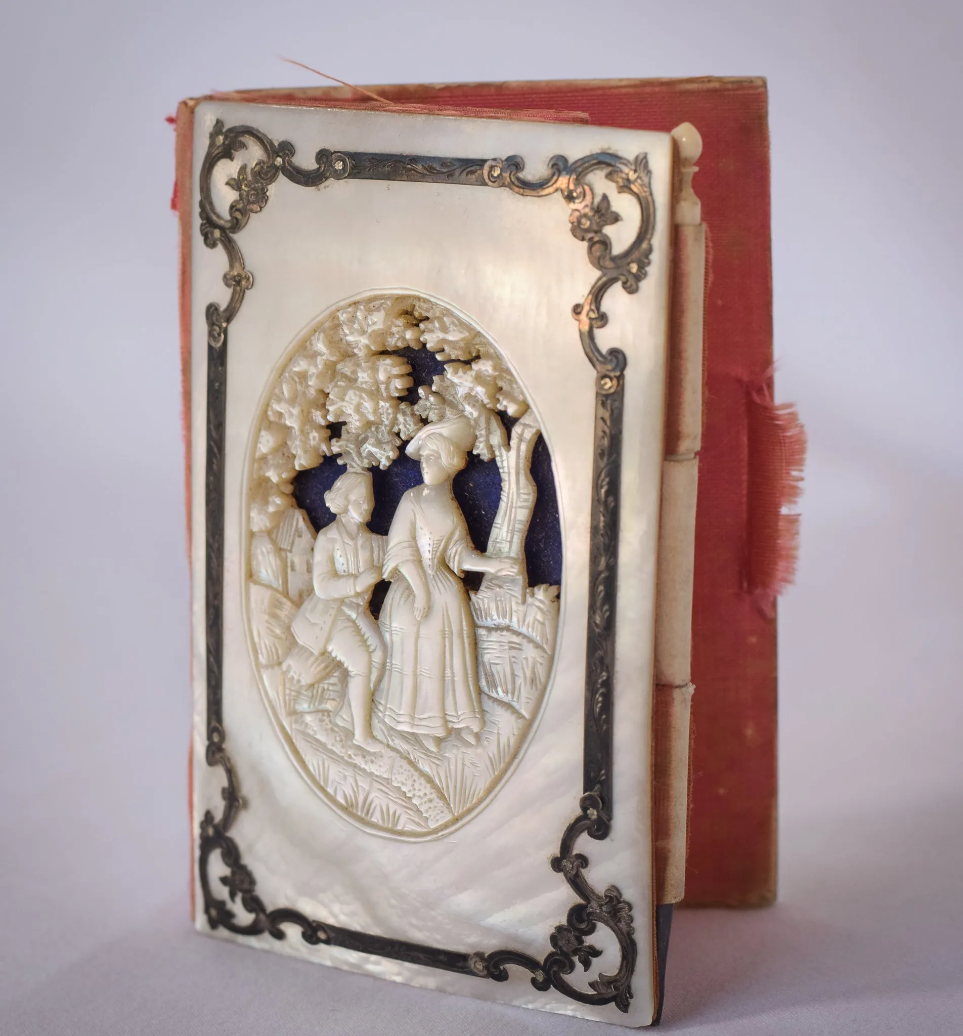 Antique - Pearl Book Cover