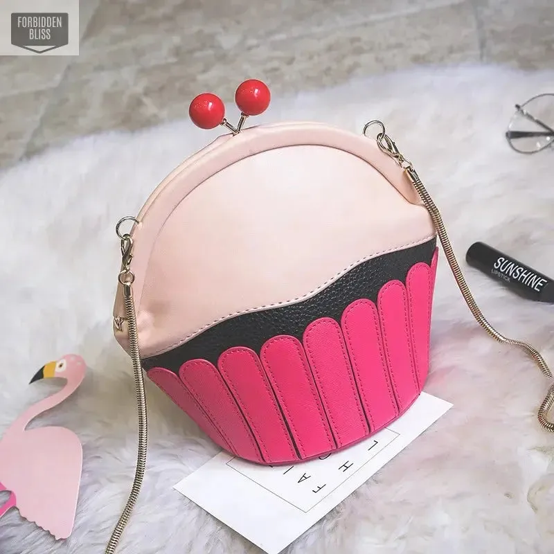 Chain shoulder bag