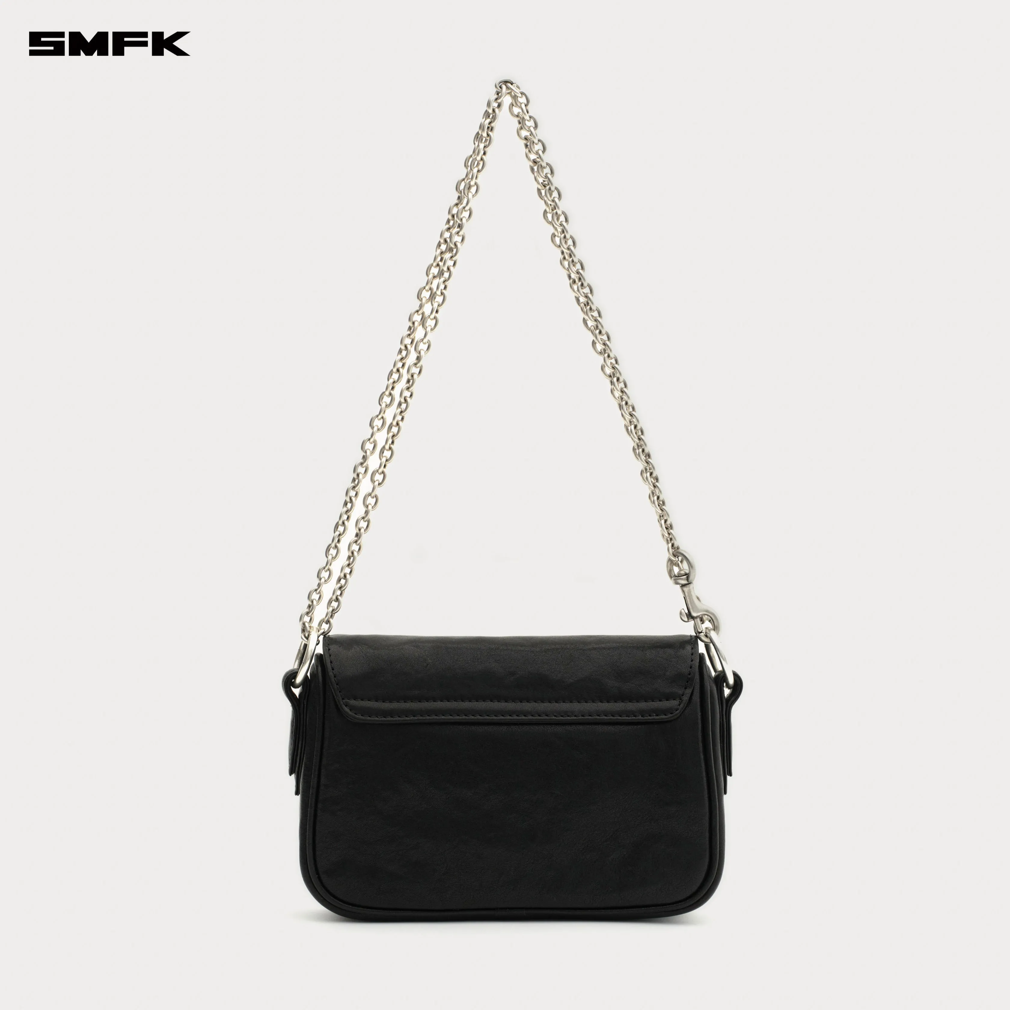 COMPASS BADGE Cross Badge Black Chain Bag (Small)