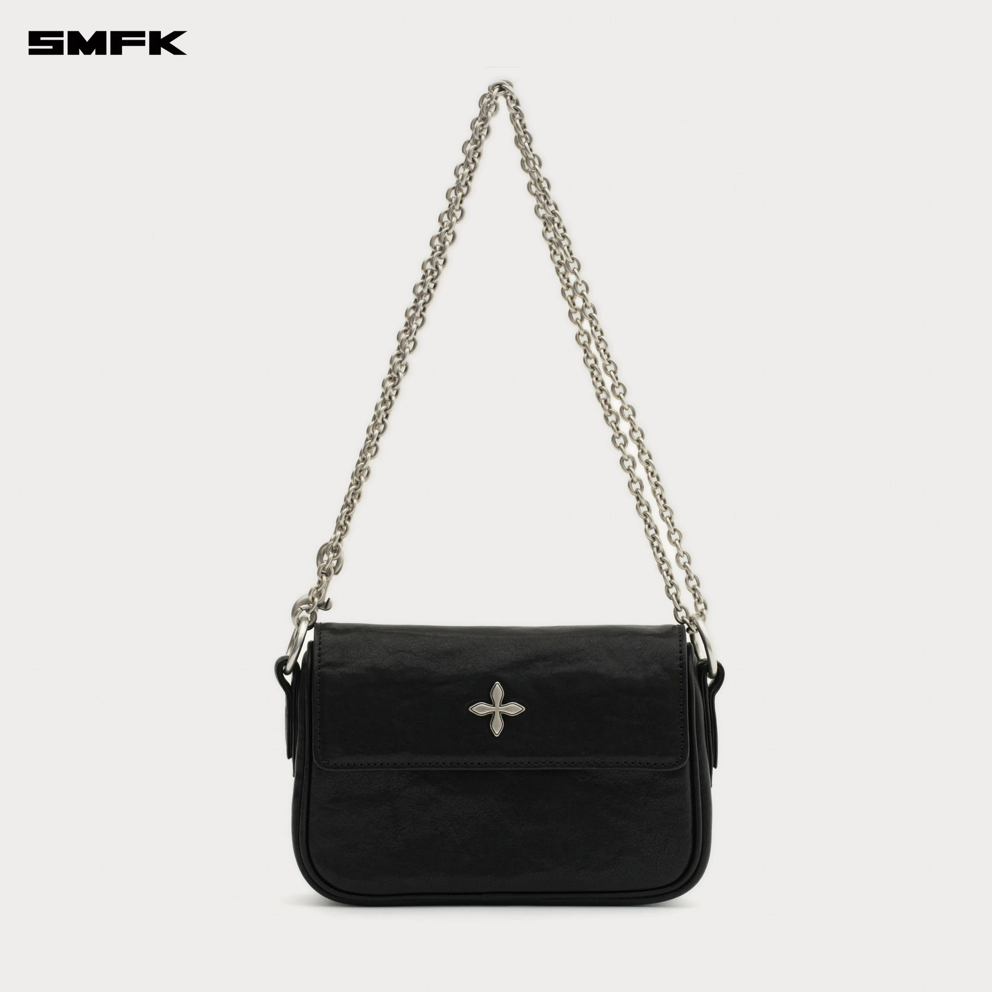 COMPASS BADGE Cross Badge Black Chain Bag (Small)