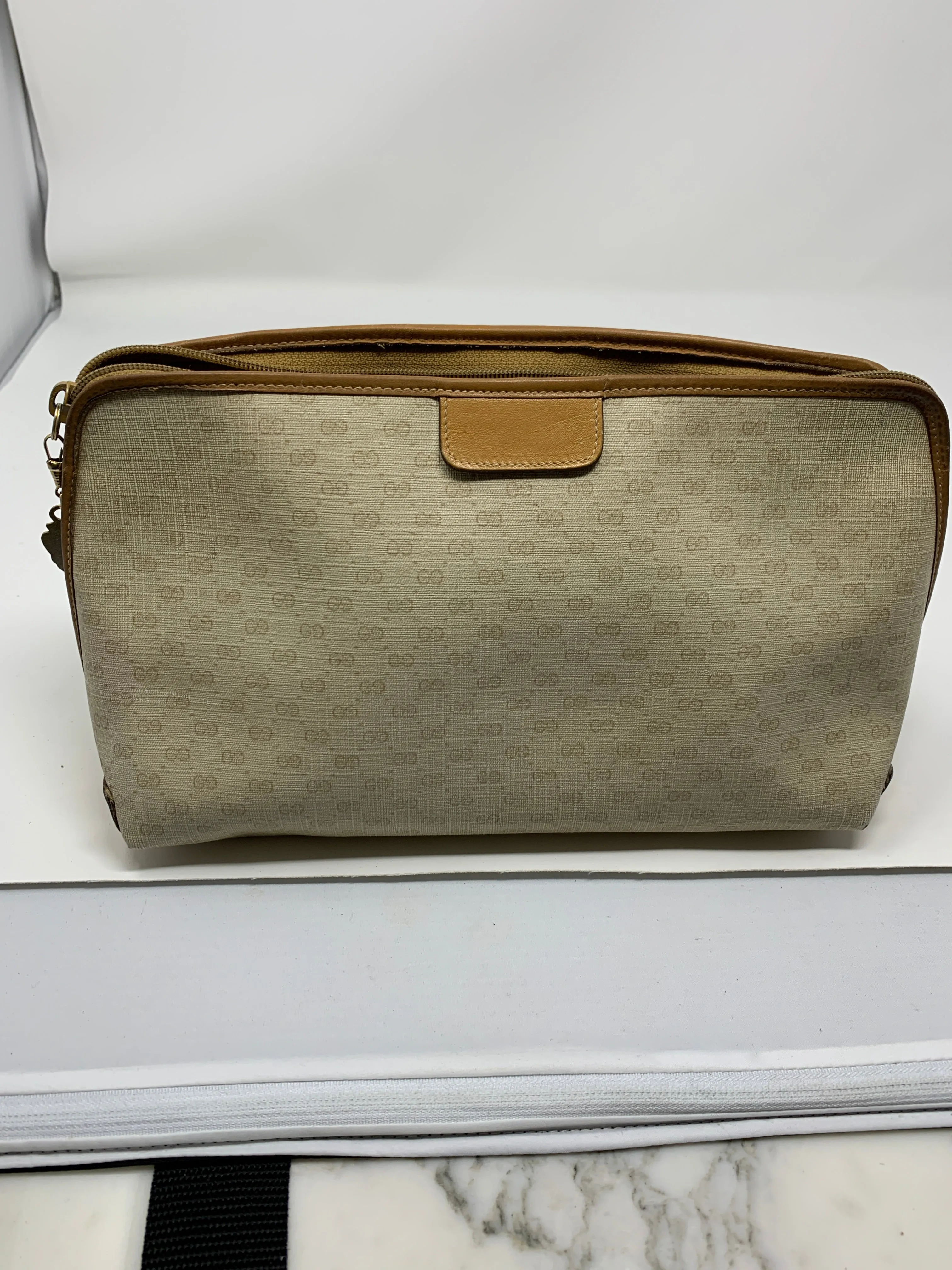 Gucci Cosmetic Bag! Vintage!