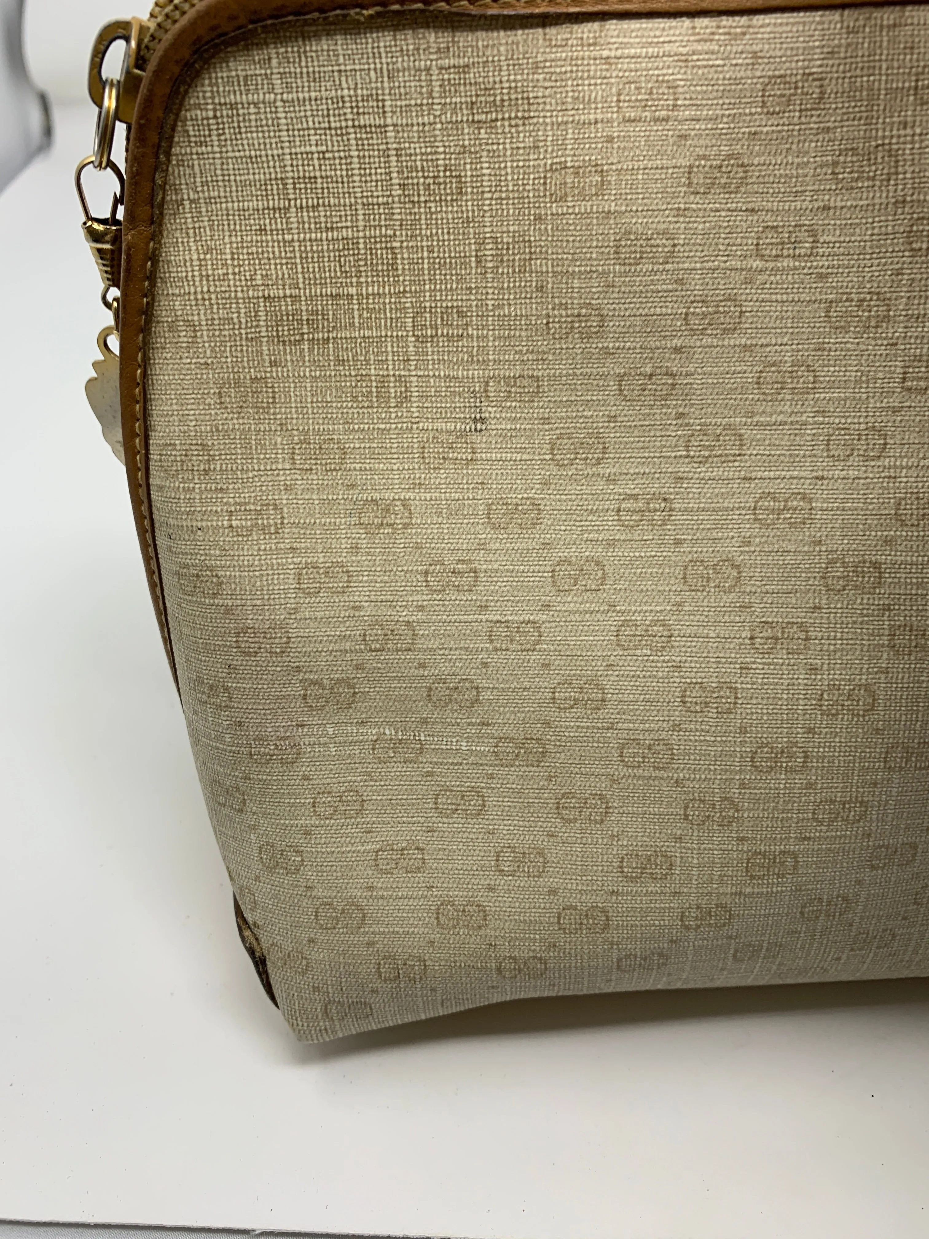 Gucci Cosmetic Bag! Vintage!