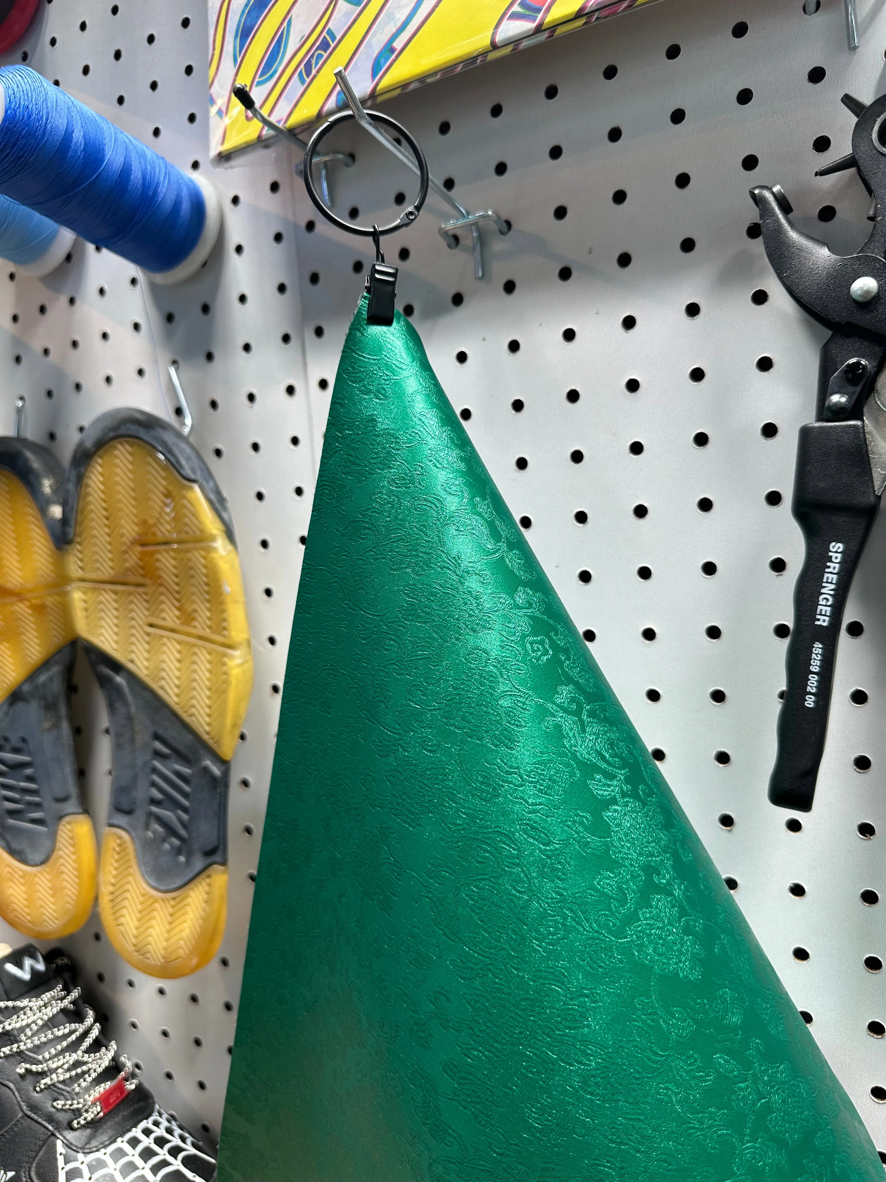 Leather - Elegant Flower Green PU