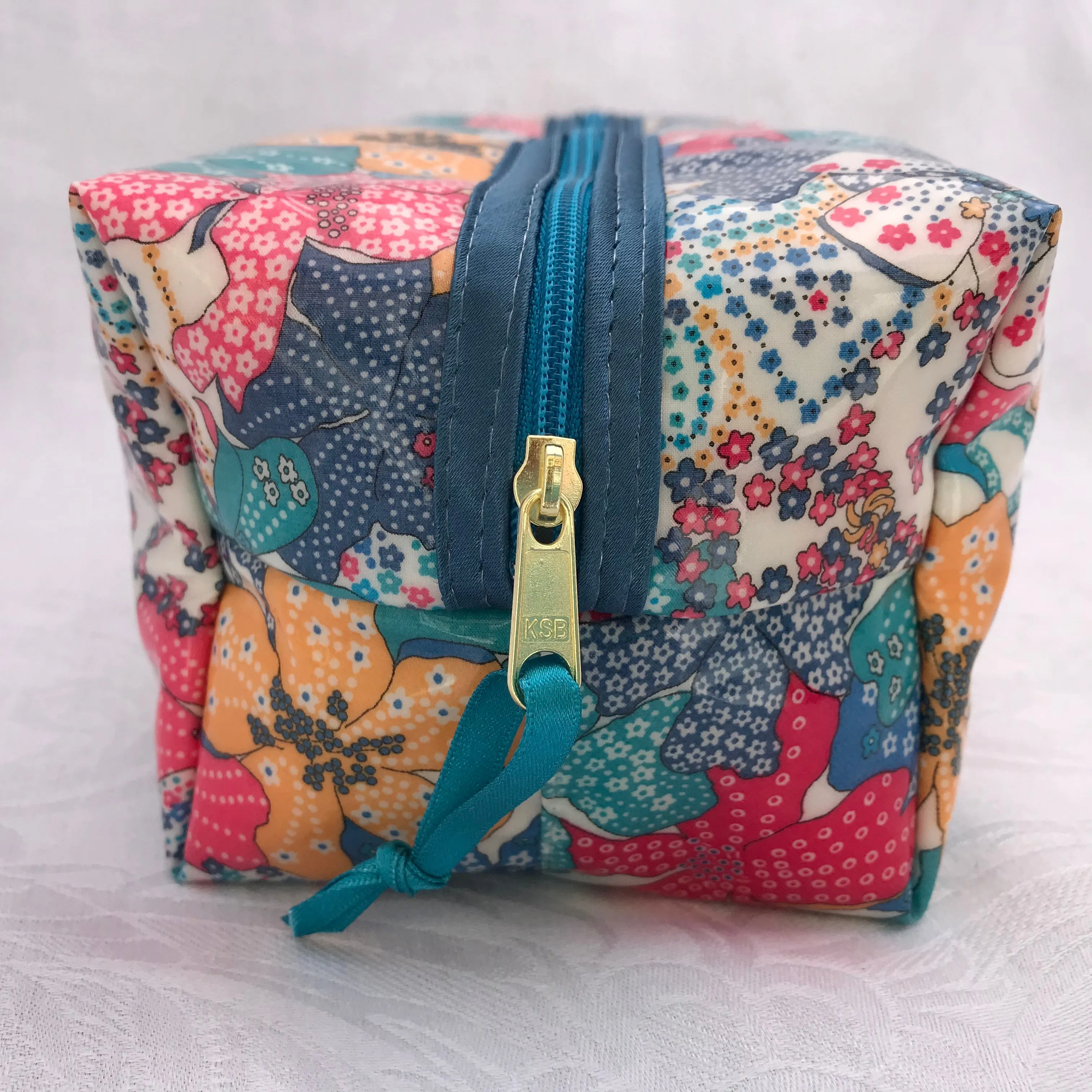 Liberty Mauvey Cosmetic Bag - Perfect Travel Accessory