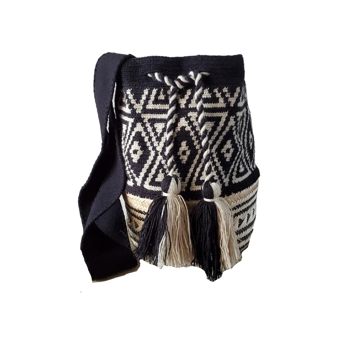 Mochila with Palm Base and inside linen and pockets