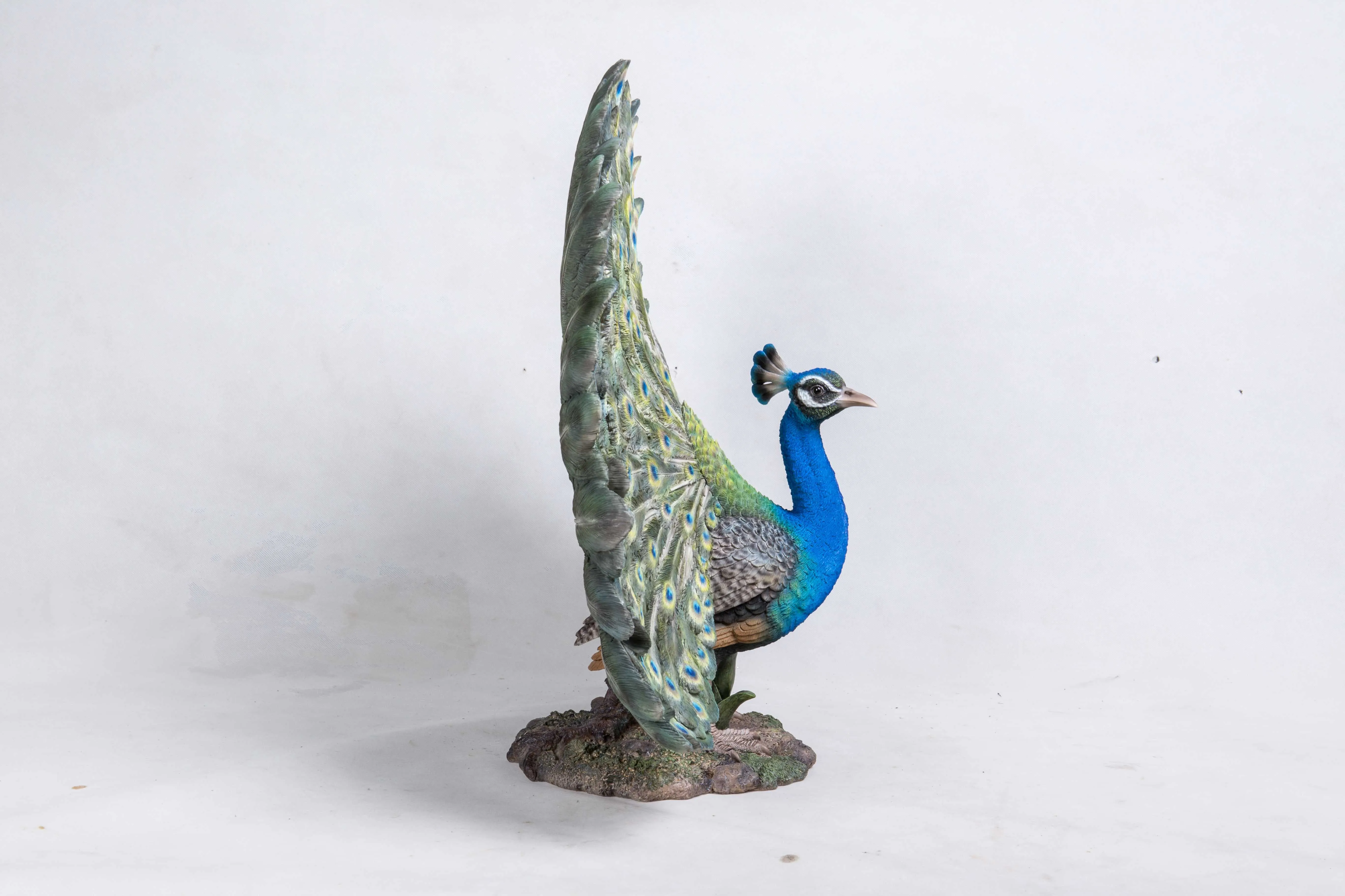 Peacock Statue