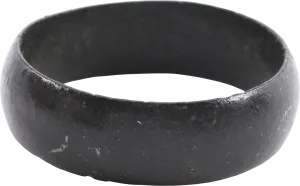 RARE COPPER VIKING RING, C.900-1050 AD, SIZE 12 3/4