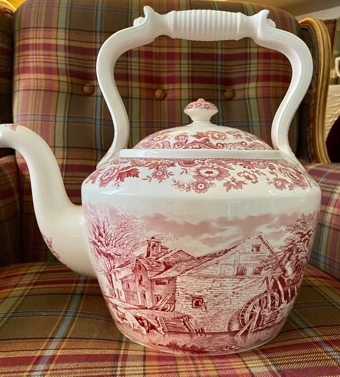 Spode Ltd Edition #77 of 300 Giant Tea Kettle Red Transferware Cows Cattle Farm Farmstead Duncan Rural Scenes